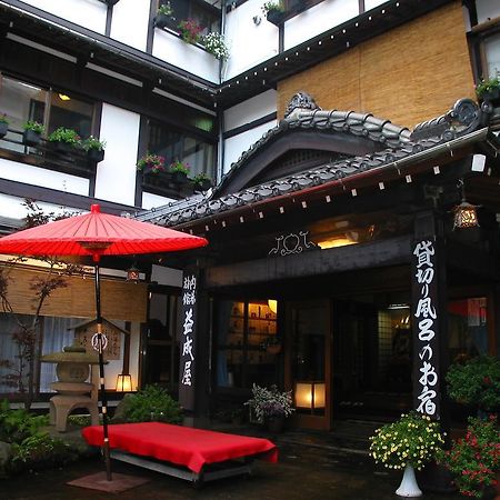 Ekinariya Ryokan Kusatsu  Buitenkant foto